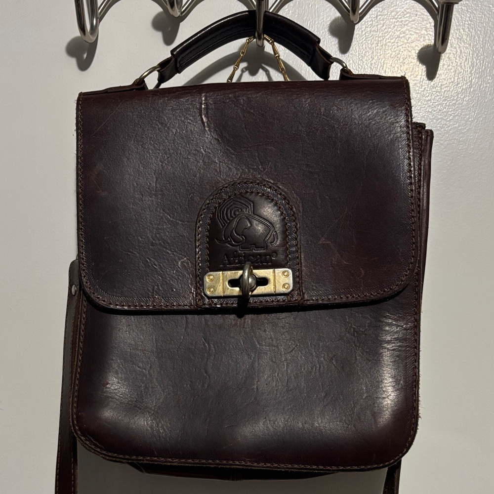 Classic Dark Brown Leather Messenger Bag